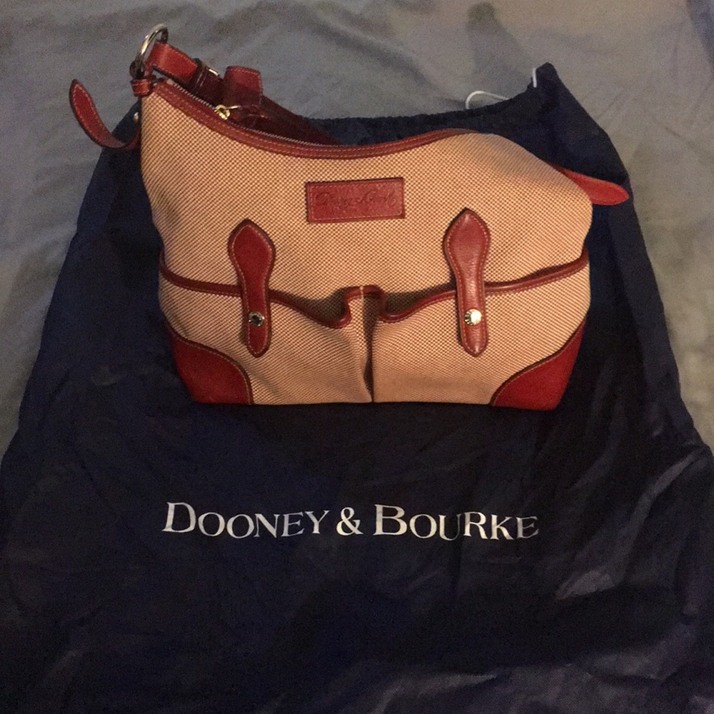 Dooney & Burke